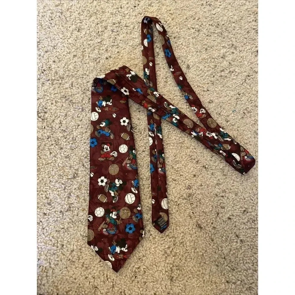 Disney MICKEY MOUSE SPORTS VINTAGE ITALY Necktie Ties Soccer Football Volleyball - Picture 2 of 5